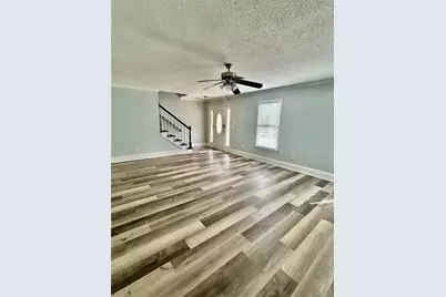 2423 Scarlet Lane SE, Conyers, GA 30013 - Photo 2