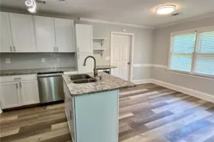 2423 Scarlet Ln SE, Conyers, GA 30013 - Photo 6