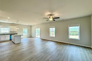 883 Dortch, Eastanollee, GA 30538 - Photo 4