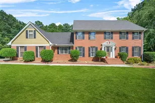 385 Dix Lee On Dr, Fayetteville, GA 30214 - Photo 2