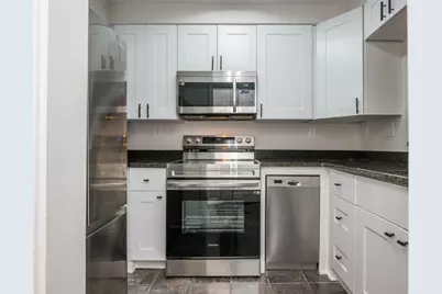 2870 Pharr Court NW #309, Atlanta, GA 30305 - Photo 4