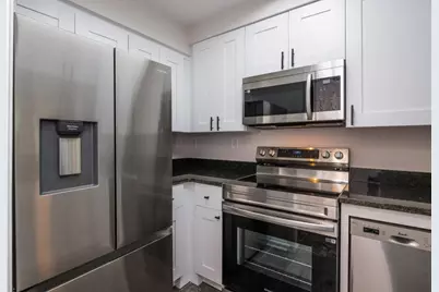 2870 Pharr Court NW #309, Atlanta, GA 30305 - Photo 6