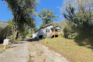 277 Barfield Ave SW, Atlanta, GA 30310 - Photo 1