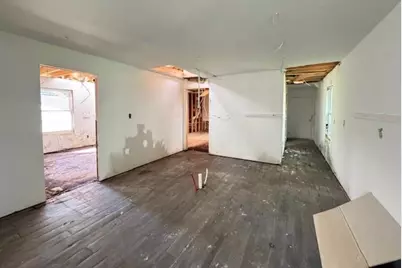 277 Barfield Avenue SW, Atlanta, GA 30310 - Photo 6