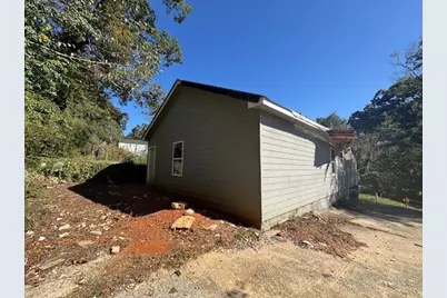 277 Barfield Avenue SW, Atlanta, GA 30310 - Photo 4