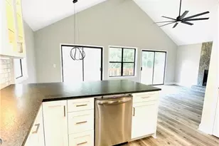 4440 Cary Dr, Snellville, GA 30039 - Photo 16