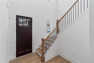 721 Keystone Dr, Woodstock, GA 30188 - Photo 4