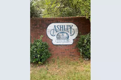 3559 Ashley Station Drive SW, Marietta, GA 30008 - Photo 2