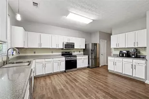 3187 Sable Run Rd, Atlanta, GA 30349 - Photo 8