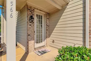 566 Jody Pl, Lilburn, GA 30047 - Photo 2