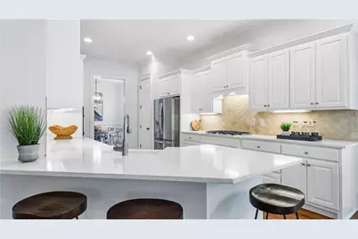 1048 Standard Drive NE, Brookhaven, GA 30319 - Photo 4