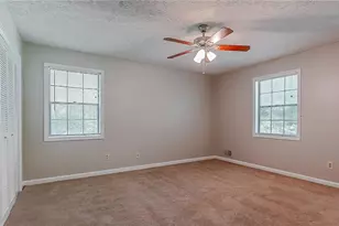 416 Pineburr Ln, Stone Mountain, GA 30087 - Photo 18