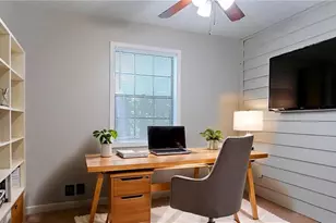 416 Pineburr Ln, Stone Mountain, GA 30087 - Photo 4