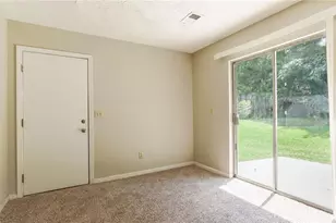 1040 Redan Trce, Stone Mountain, GA 30088 - Photo 14