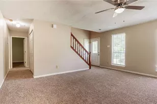 1040 Redan Trce, Stone Mountain, GA 30088 - Photo 18