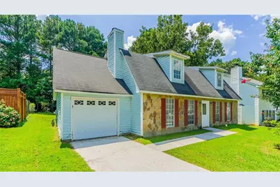 1040 Redan Trace, Stone Mountain, GA 30088 - Photo 4