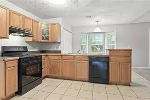 1355 Stoneleigh Way, Stone Mountain, GA 30088 - Photo 16