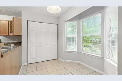 1355 Stoneleigh Way, Stone Mountain, GA 30088 - Photo 14