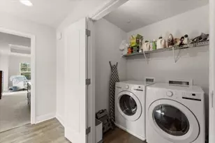 350 Hayden Cir, Woodstock, GA 30189 - Photo 12