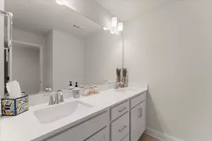 350 Hayden Cir, Woodstock, GA 30189 - Photo 14