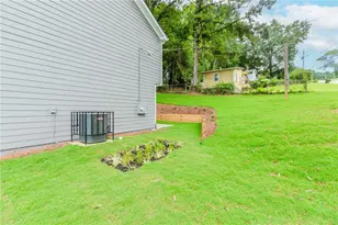 2405 Abner Pl NW, Atlanta, GA 30318 - Photo 26