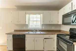 140 Beverly Park Ct, Newnan, GA 30263 - Photo 8