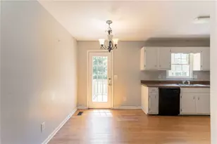 140 Beverly Park Ct, Newnan, GA 30263 - Photo 10