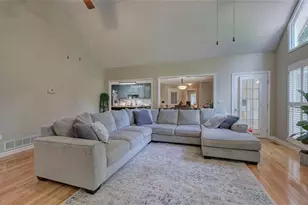 915 Oak Grove Rd, Carrollton, GA 30117 - Photo 8