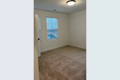 2318 Hedgeview Road, Conyers, GA 30094 - Photo 16