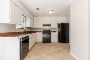 3830 Chimney Stone Ct, Ellenwood, GA 30294 - Photo 10