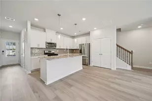 5526 Cosimo Rd, Fairburn, GA 30213 - Photo 8