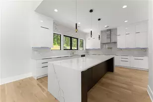 1678 Thomas Dr, Hoschton, GA 30548 - Photo 12