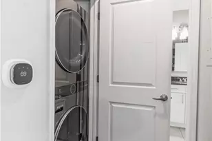 44 Peachtree Pl NE, Atlanta, GA 30309 - Photo 10