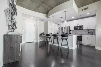 44 Peachtree Place NE #1030, Atlanta, GA 30309 - Photo 2