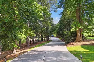 5797 Allee Way, Braselton, GA 30517 - Photo 2