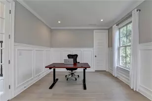 516 Founders Dr E, Alpharetta, GA 30004 - Photo 6