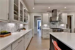 516 Founders Dr E, Alpharetta, GA 30004 - Photo 14