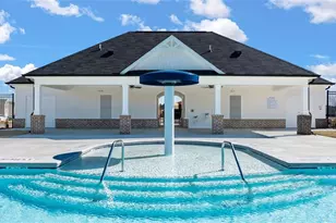 608 Lobelia Dr, Locust Grove, GA 30248 - Photo 4