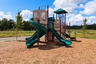 608 Lobelia Dr, Locust Grove, GA 30248 - Photo 6