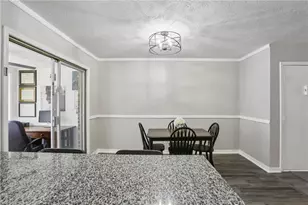 6700 Roswell Road NW, Sandy Springs, GA 30328 - Photo 4