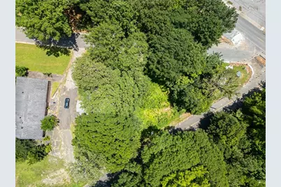 1095 Northwest Drive, Atlanta, GA 30318 - Photo 6