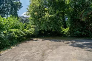 1960 Pinedale Dr NW, Atlanta, GA 30314 - Photo 4