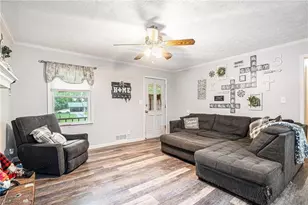 4060 Grove Trail, Loganville, GA 30052 - Photo 4