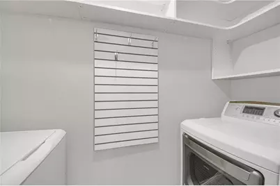 1074 Peachtree Walk NE #B114, Atlanta, GA 30309 - Photo 12