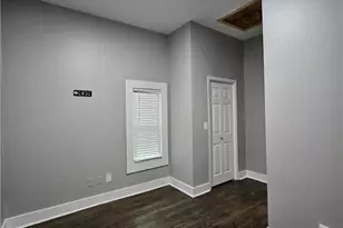 16 Johnson Rd NW, Atlanta, GA 30318 - Photo 12