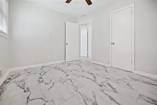 7039 Rockbridge Rd, Stone Mountain, GA 30087 - Photo 16