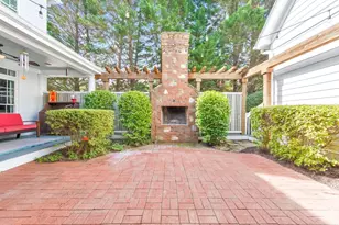 3901 Hazelhurst Dr, Marietta, GA 30066 - Photo 4