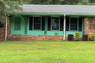 2935 Heather Dr, East Point, GA 30344 - Photo 2