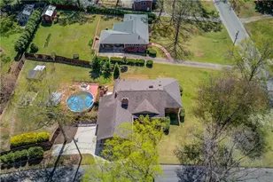 114 Pine Cir, Monroe, GA 30655 - Photo 4