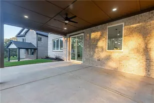 171 Honeysuckle Cir, Lawrenceville, GA 30046 - Photo 42